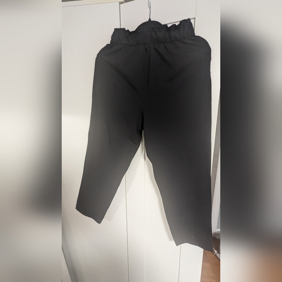 Lululemon stretch high rise crop 23" black sz 6 - Picture 3 of 3